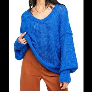 FREE PEOPLE LULU OVERSIZE V-NECK SWEATER